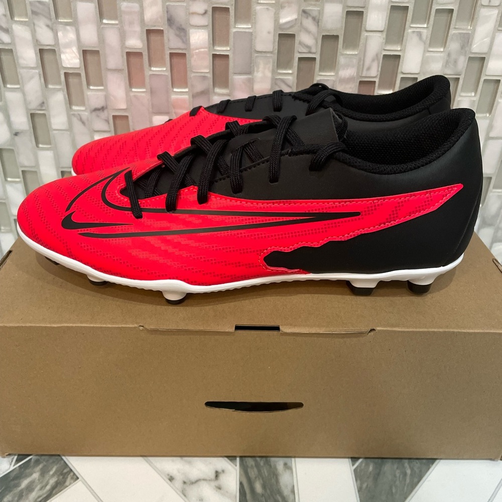 Nike Phantom GX Club FG/MG Soccer Cleats DD9483-600
